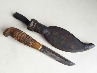 PUHDETYÖ PUUKKO