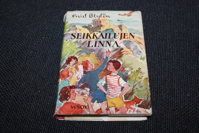 1.p. Enid Blyton - Seikkailujen linna 1951
