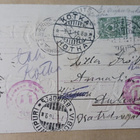 Lapsi tipauttelee kultakolikoita parvekkeelta p. 1916 + sens - pikkukuva 2