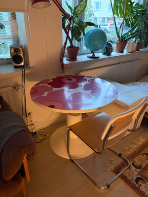 YRJÖ KUKKAPURO / MARIMEKKO – UNIKKO DESIGNPÖYTÄ – HARVINAINE