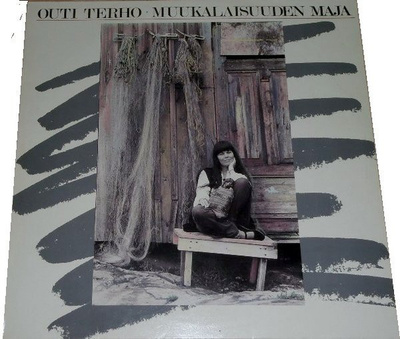 Outi Terho - Muukalaisuuden Maja