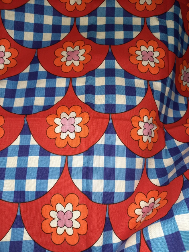 Retro värikäs puuvillakangas 120x100cm