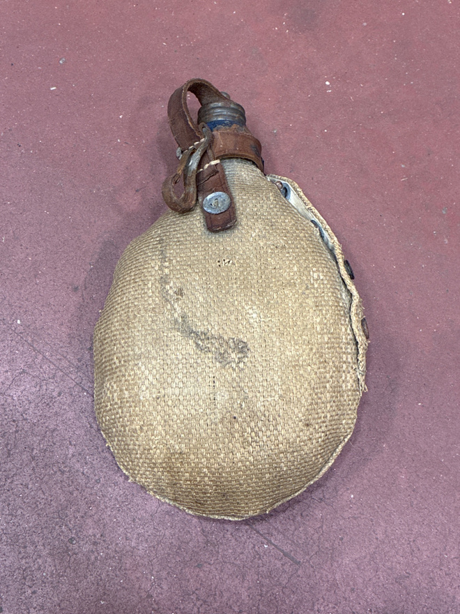 WW1 kenttäpullo.