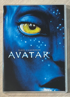 James Cameronin AVATAR (2009) Sam Worthington & Zoe Saldana