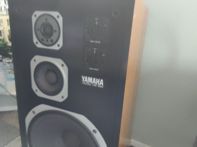 Yamha NS-590
