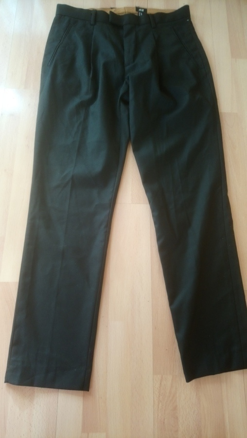 Uudet H&M housut 48, W32, L30 mustat