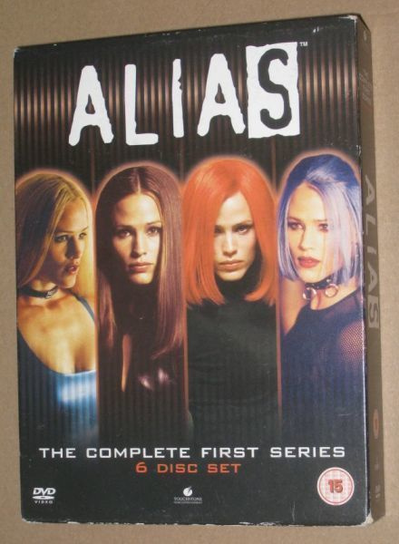 ^o^ Alias kausi 1 (6xDVD) -- tekstitys suomeksi -