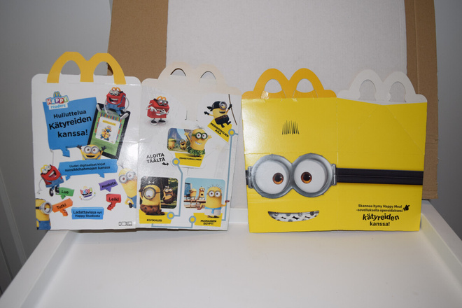 Mcdonalds's Happy meal laatikko minions kätyrit