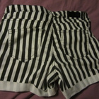 Vero Moda Shortsit koko 27 musta-valkoraitaiset - pikkukuva 3