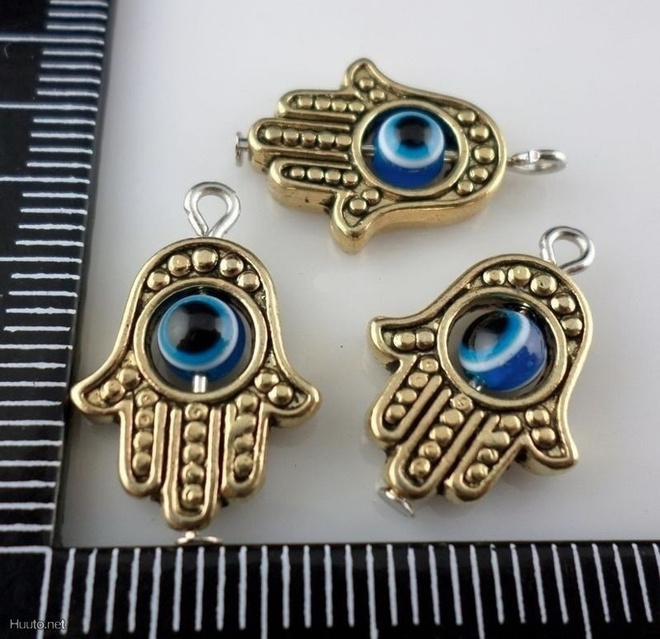 814 .. Luck Charms Sininen Silmä .. Korvakorut