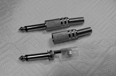 Metalliplugit 1/4" 2kpl