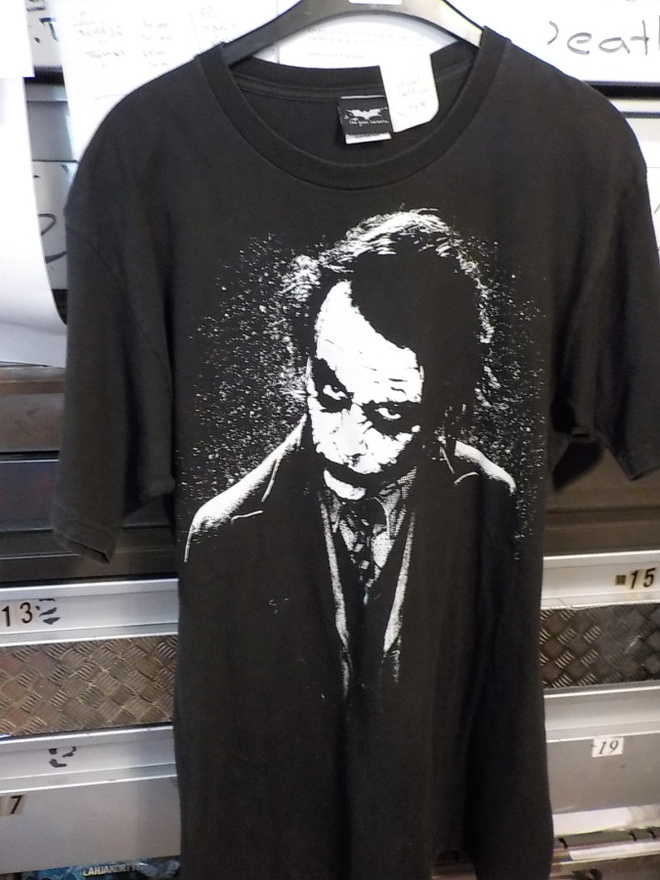 BATMAN DARK KNIGHT JOKER T-PAITA KOKO L
