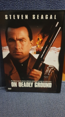 Vaarallisella Alueella (Steven Seagal, Michael Caine)