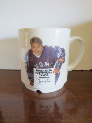 JARI KURRI LEIJONAT ARABIA FORTE KAHVIMUKI