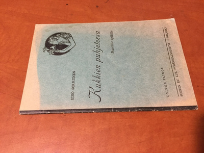 EINO SORMUNEN KUKKIEN PUHJETESSA 1935