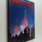 A day in the life of the Soviet Union : photographed by 1... - pikkukuva 1