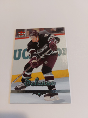 2005-06 Ultra #2 Teemu Selänne