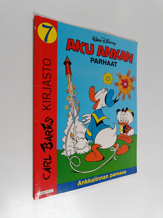 Walt Disney ym. : Ankkalinnan pamaus