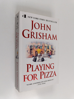 John Grisham : Playing for pizza