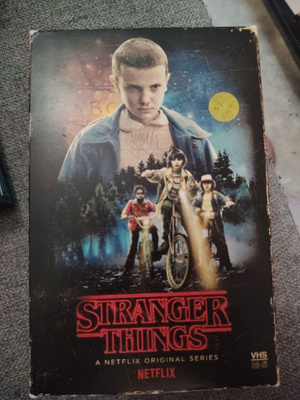 Stranger Things season 1 limited vhs box (Region A /Reg 1)