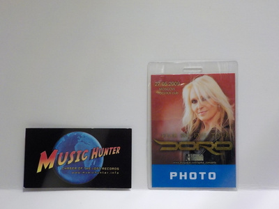 DORO BACKSTAGE PASSI .