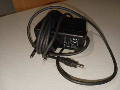 Nokia ACH-4E laturi harvinainen
