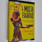 Christian Jacq : Musta faarao - pikkukuva 1