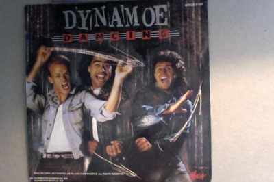 DynaMoe  ::  DANCING  ::  VINYYLI  7"    1987