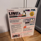 Red Hat Linux 5.2 Deluxe, avaamaton big box - pikkukuva 2
