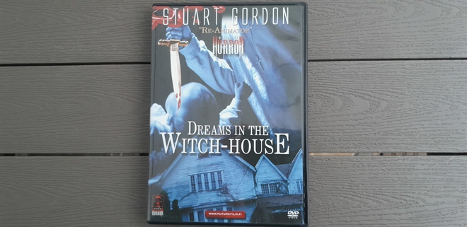 DVD: Dreams In The Witch-House (O: Stuart Gordon 2005)