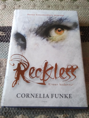 Cornelia Funke: Reckless -kiveen kadonnut-