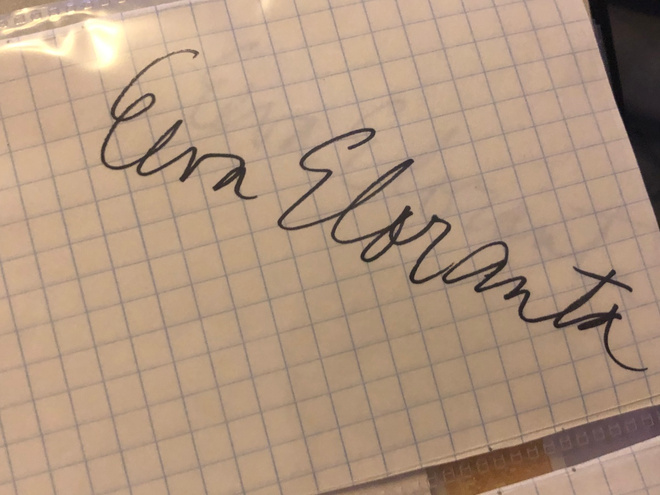 Eeva Eloranta nimikirjoitus paperilla