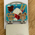 Hieno retrohenkinen Disney pinssi - pikkukuva 2