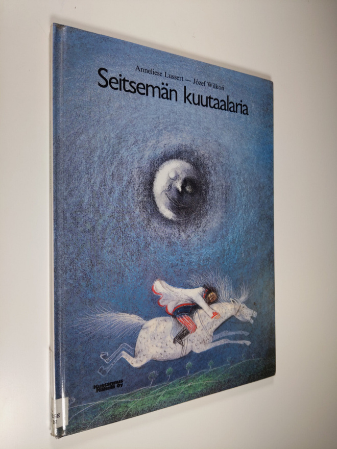 Anneliese Lussert : Seitsemän kuutaalaria