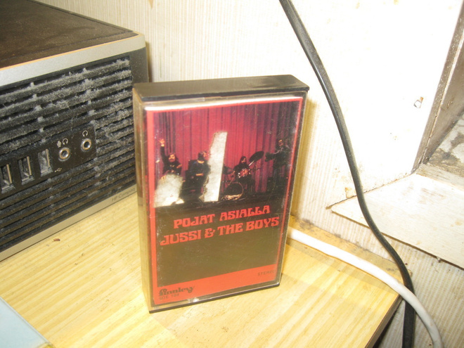 KASETTI: Jussi & The Boys: Pojat Asialla