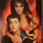 PYÖRRYKSISSÄ DVD ( Brendan Fraser & Elisabeth Hurley) - pikkukuva 1