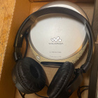 Sony Walkman sekä kuulokkeet ja cd-levyt jotka toimivia - pikkukuva 3