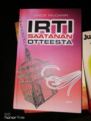 Vince McCann Irti saatanan otteesta