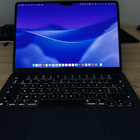 Apple Macbook Air M3 13’ inch Tumma sininen - pikkukuva 2