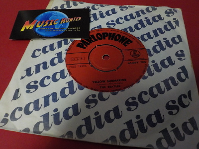 THE BEATLES - YELLOW SUBMARINE VG+ 7'' SINGLE