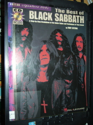 Nuottikirja : BLACK SABBATH : BEST OF ( sis. postikulut )