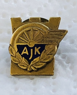 AJK Autojoukkojen kilta rintamerkki/pinssi