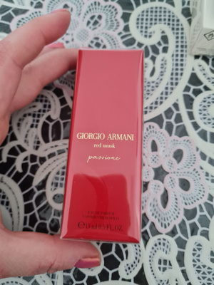 Hajuvesi Giorgio Armani Red Musk Passione
