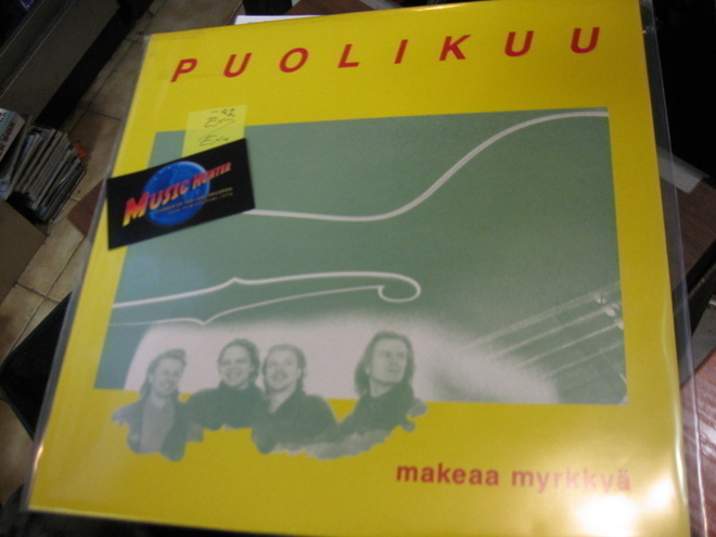 PUOLIKUU - MAKEAA MYRKKYÄ - 1992 PAINOS EX-/EX+ LP