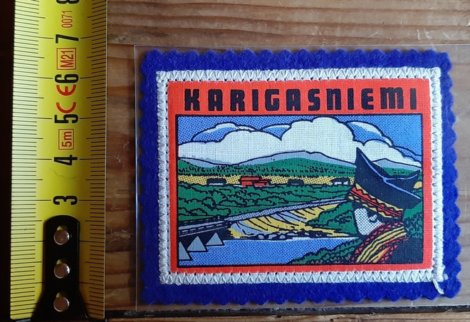 Karigasniemi vintage kangasmerkki