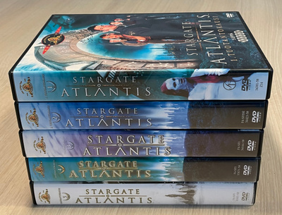 Stargate Atlantis (2004-2009) koko sarja (25DVD)