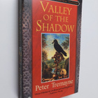 Peter Tremayne : Valley of the shadow : a mystery of anci... - pikkukuva 1