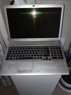 Sony VAIO VPCF13L8E 16,4" Full HD, 8Gt RAM, DVD & Blu-ray