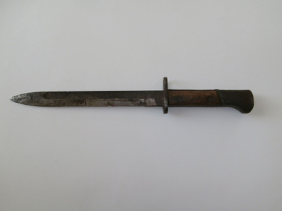 PUOLALAINEN MAUSER PISTIN