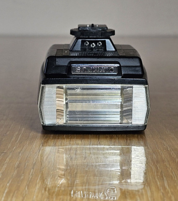 == Olympus T20 Electronic Flash